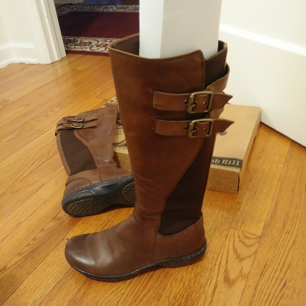 Brown Expandable Calf Riding Boots with zipper